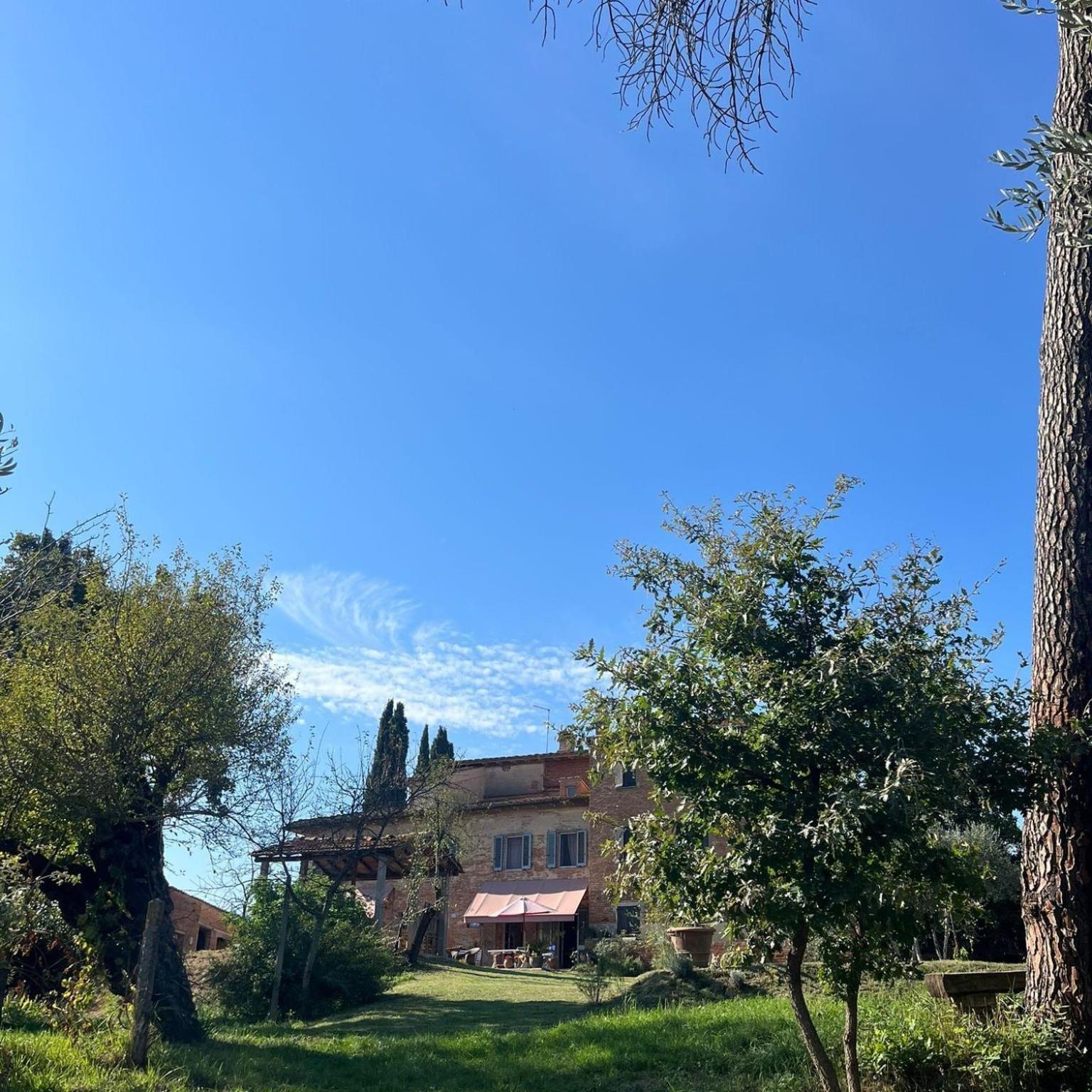 Casa Ezio Marchi Bed & Breakfast Bettolle Luaran gambar