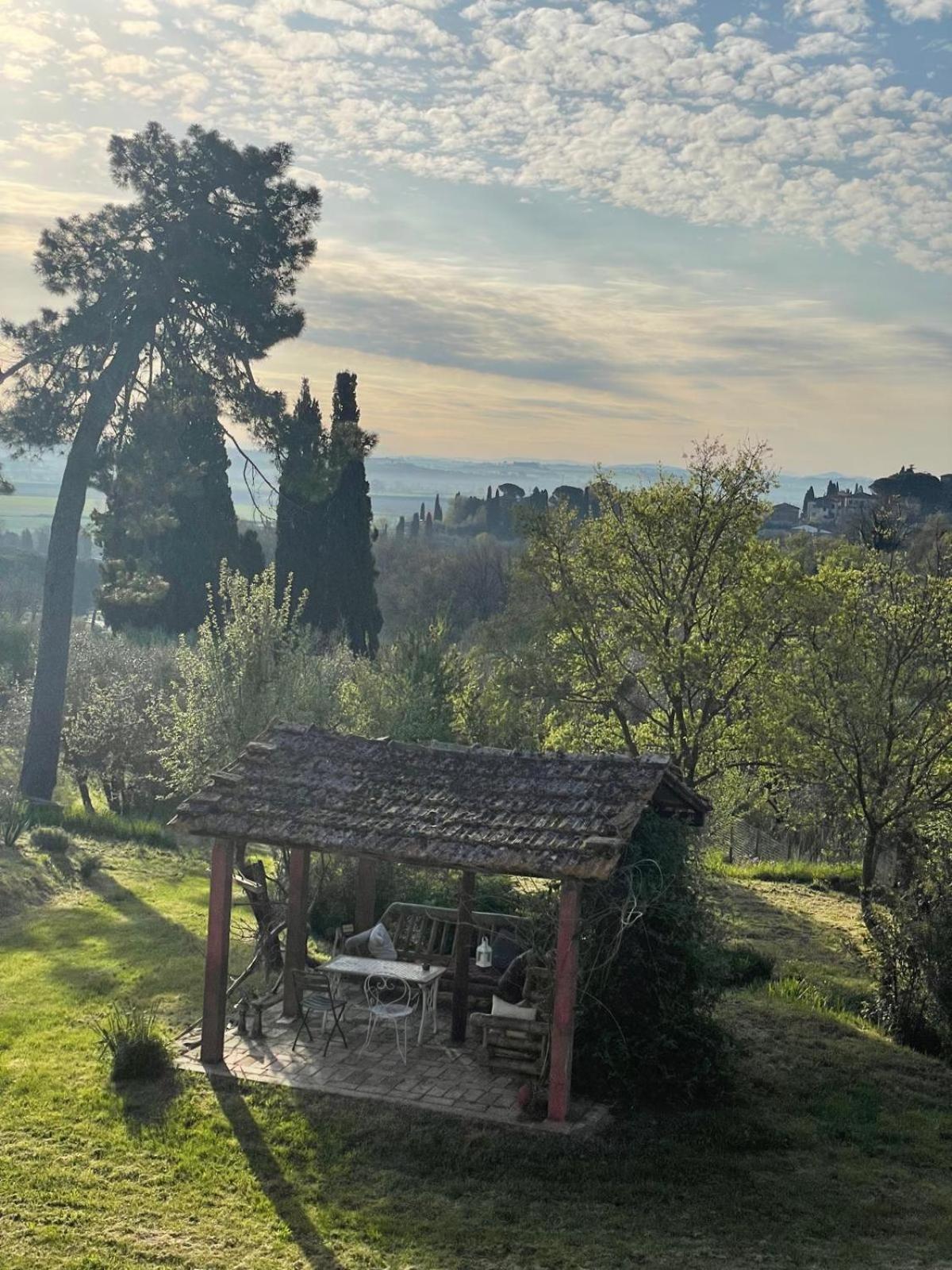 Casa Ezio Marchi Bed & Breakfast Bettolle Luaran gambar